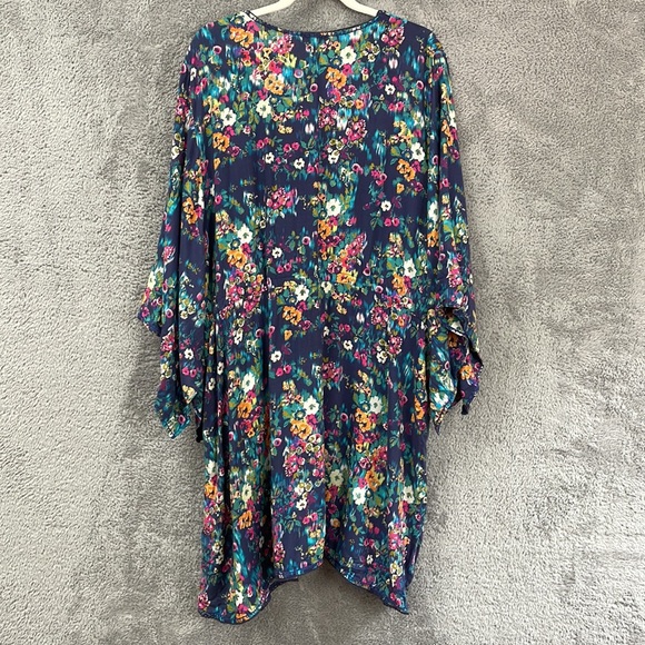 Floral V-Neck Dress - Picture 2 of 13